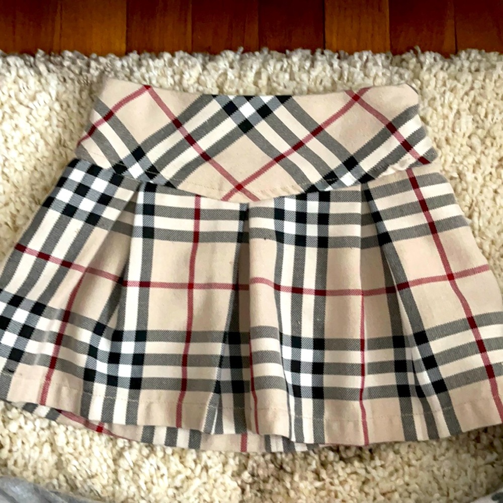 Girls skirt